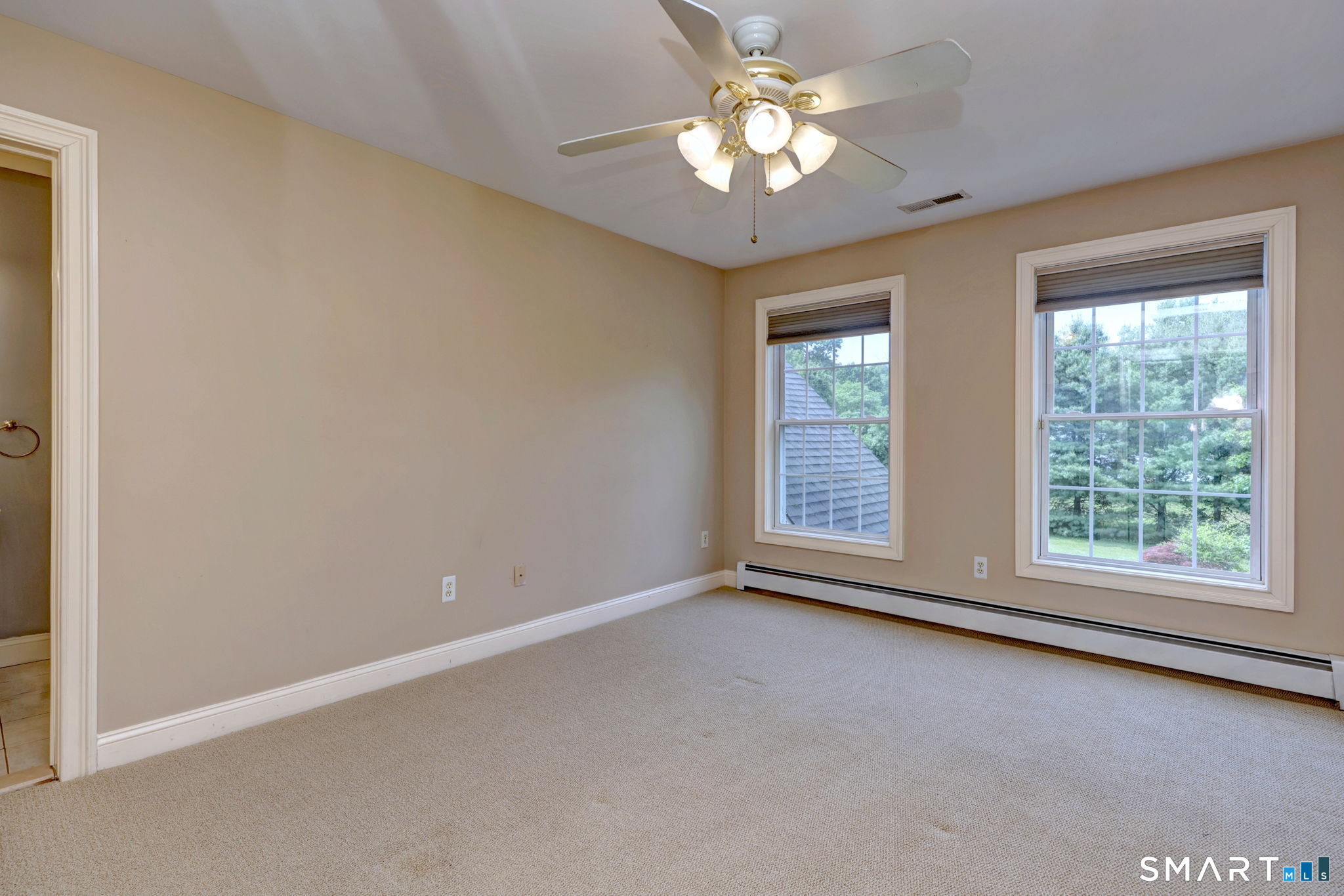 957 West River Street Milford CT 06461