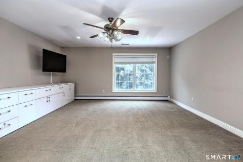 957 West River Street Milford CT 06461