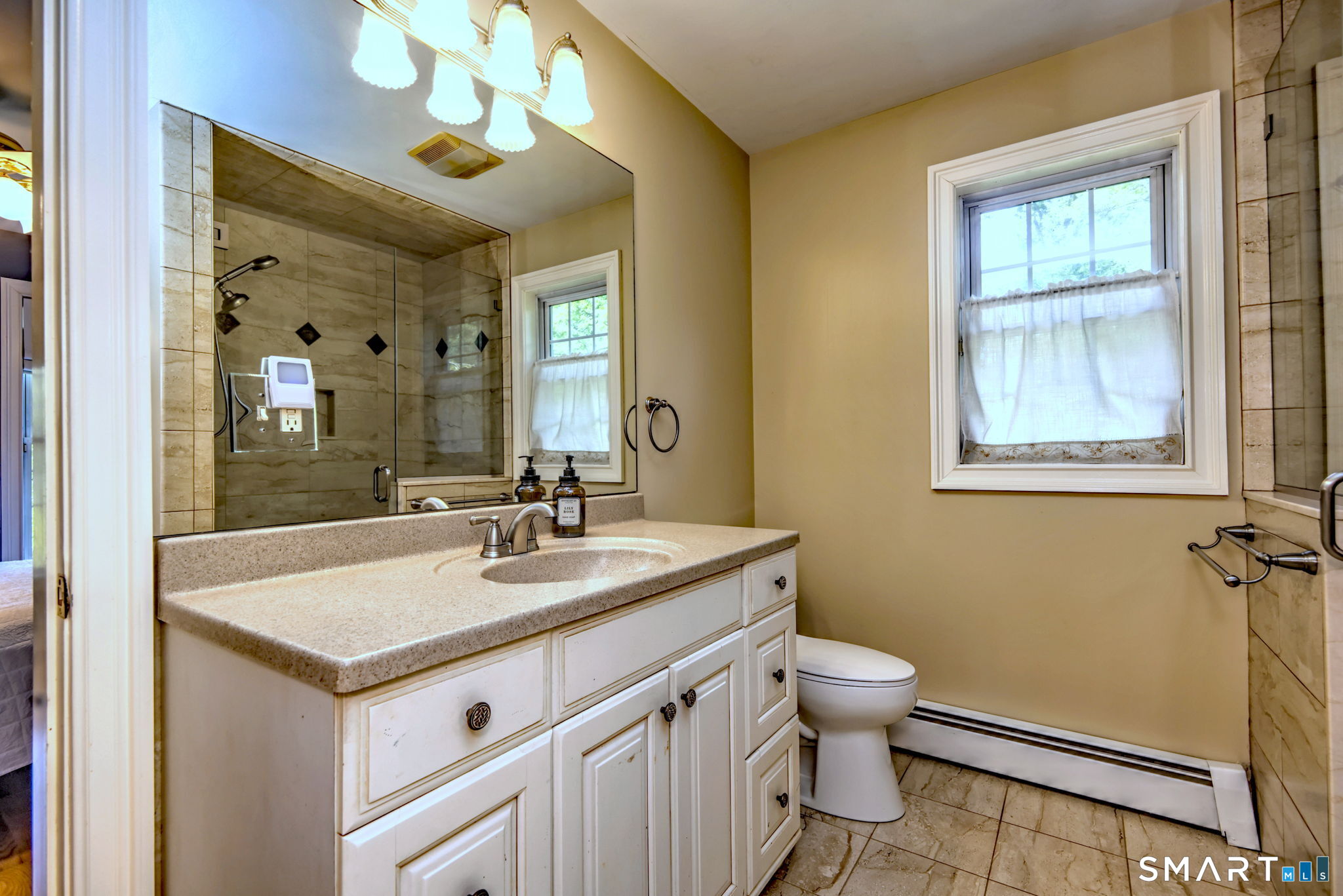 957 West River Street Milford CT 06461