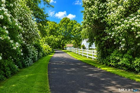 957 West River Street Milford CT 06461