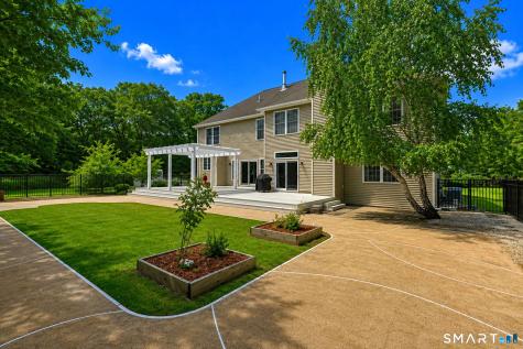 957 West River Street Milford CT 06461