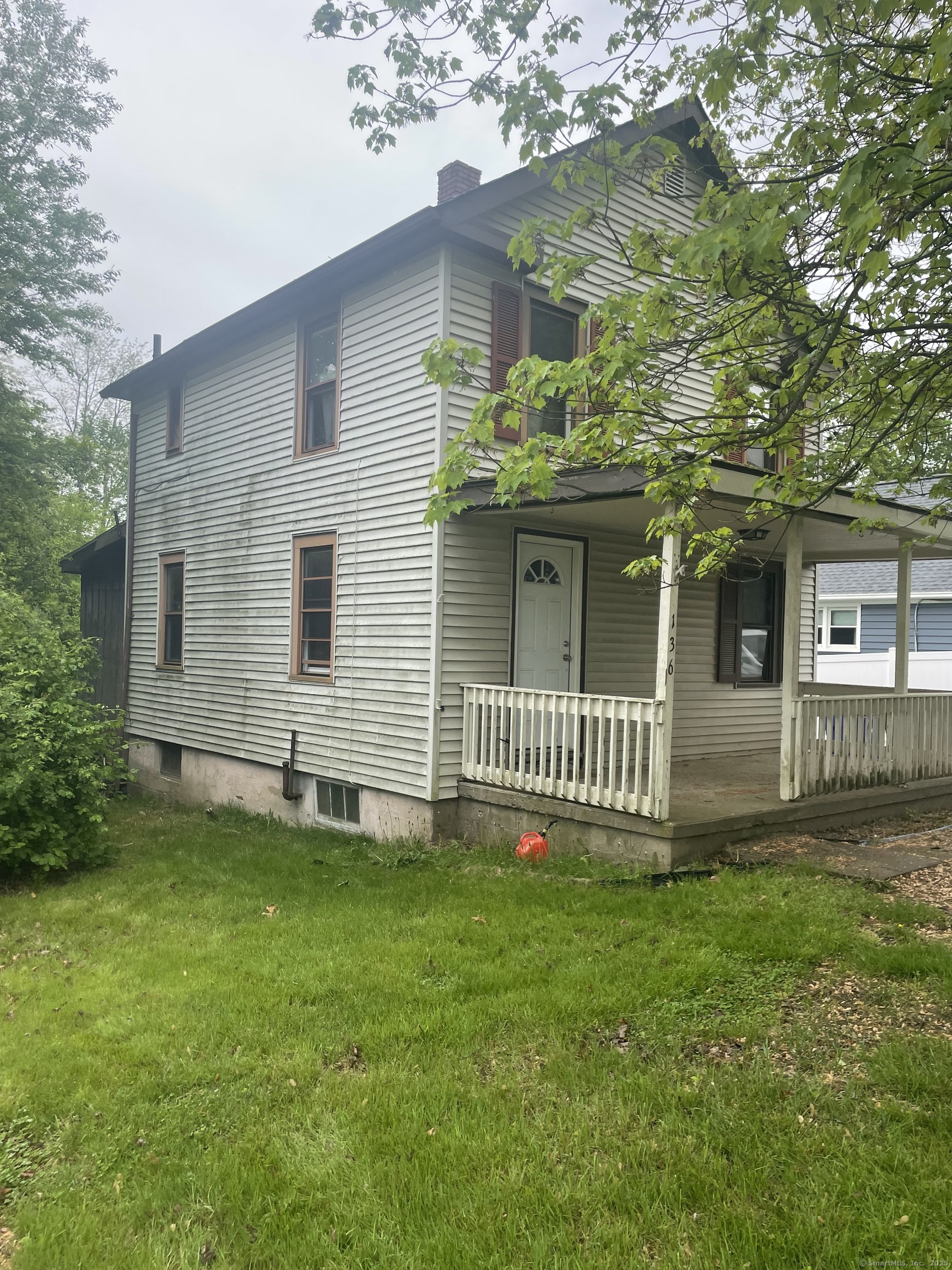 136 South Center Street Windsor Locks CT 06096