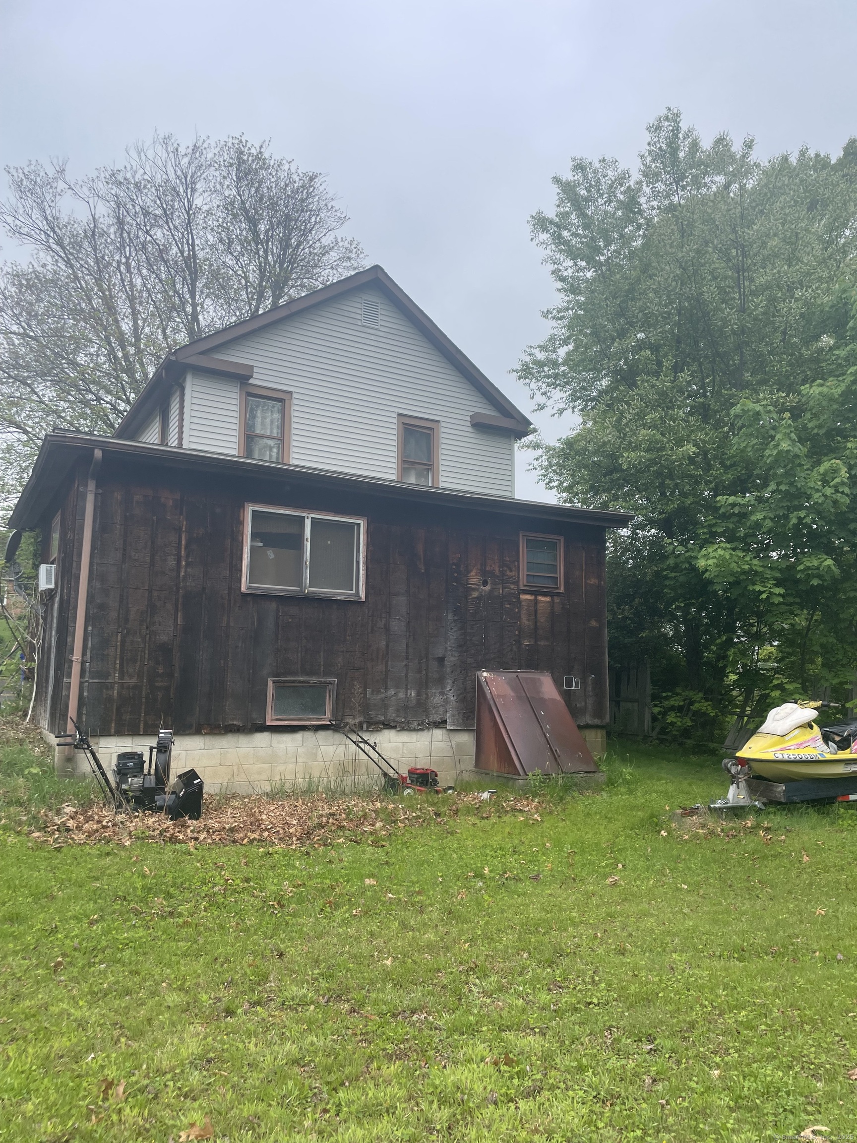 136 South Center Street Windsor Locks CT 06096