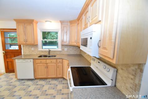 16 Echo Drive Vernon CT 06066