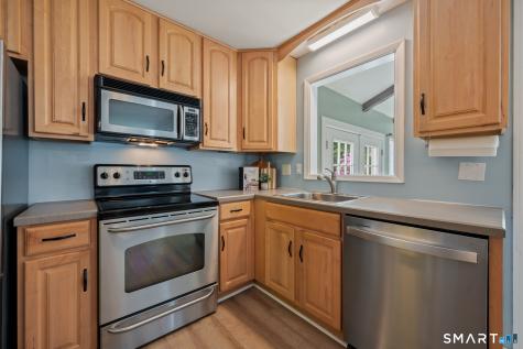 155 Crestridge Drive Vernon CT 06066
