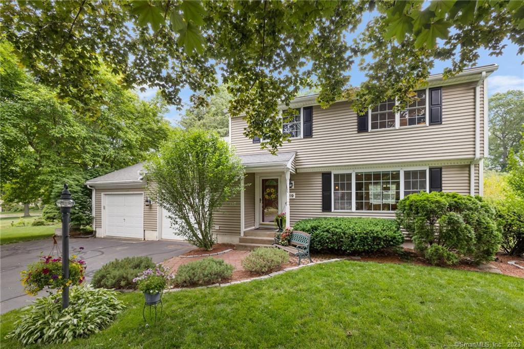 19 Deerfield Drive Glastonbury CT 06033