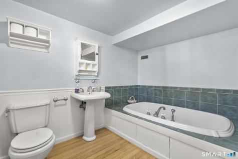 21 Anderson Street New Haven CT 06511