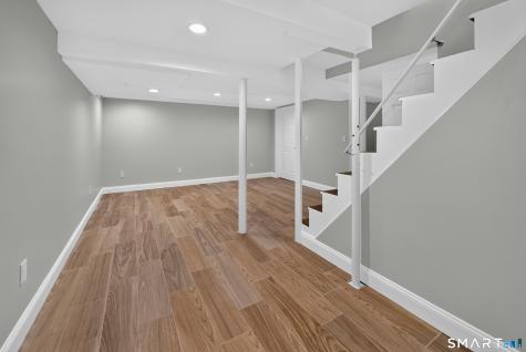 412 Narrow Lane Orange CT 06477
