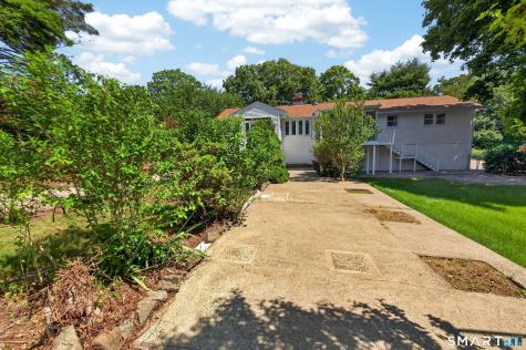 412 Narrow Lane Orange CT 06477