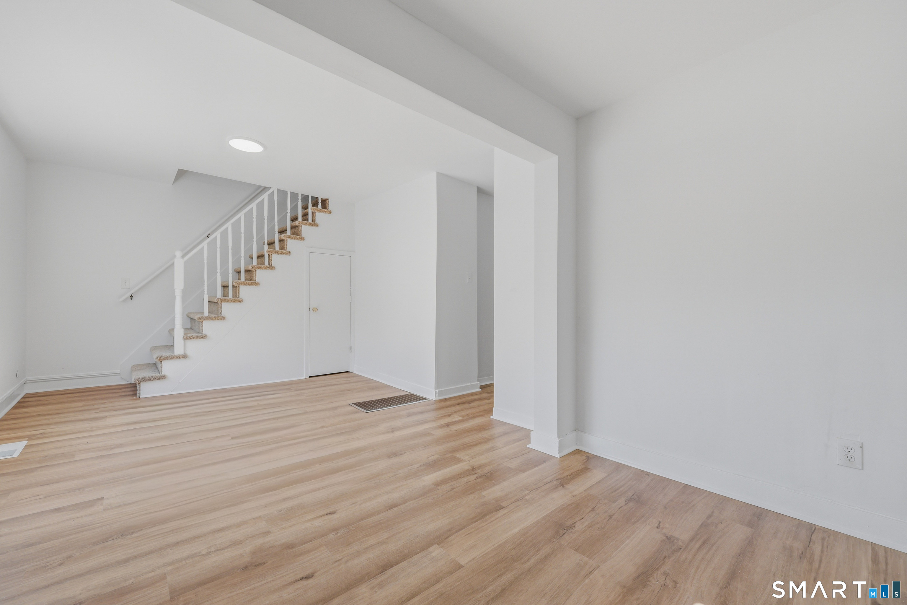 527 North Main Street Bristol CT 06010
