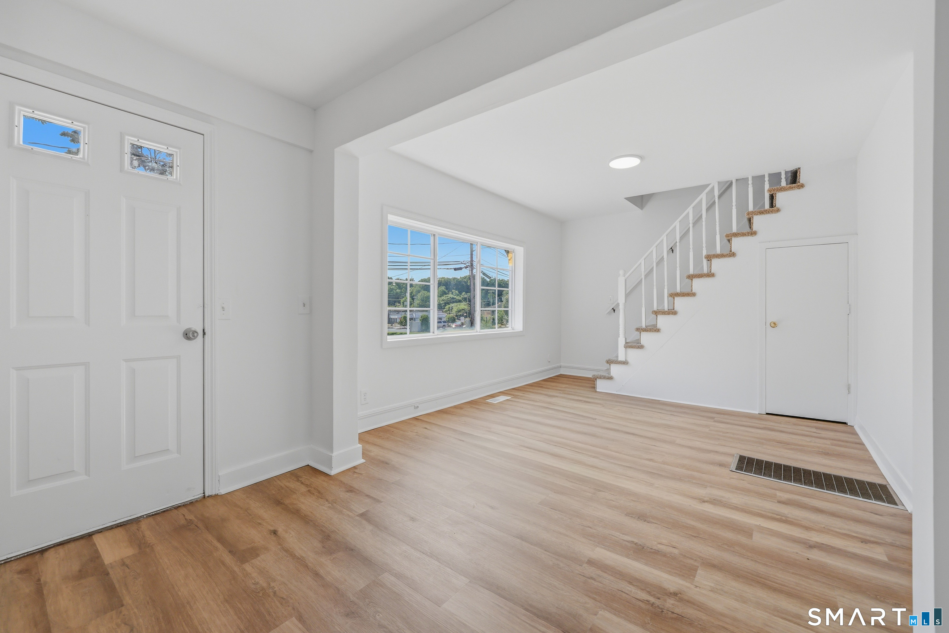 527 North Main Street Bristol CT 06010