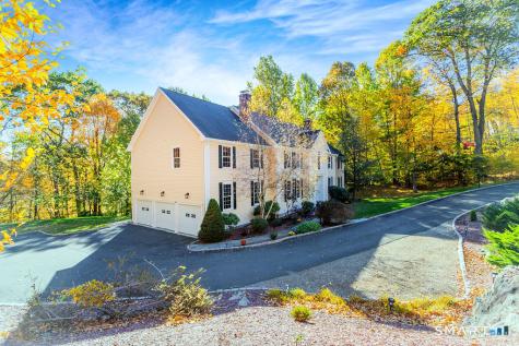 40 Magellan Lane Easton CT 06612