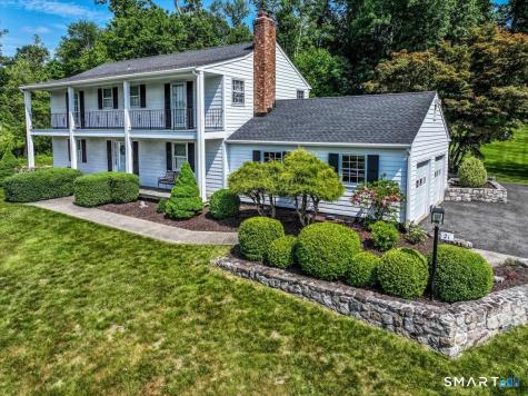 21 White Pine Drive Brookfield CT 06804