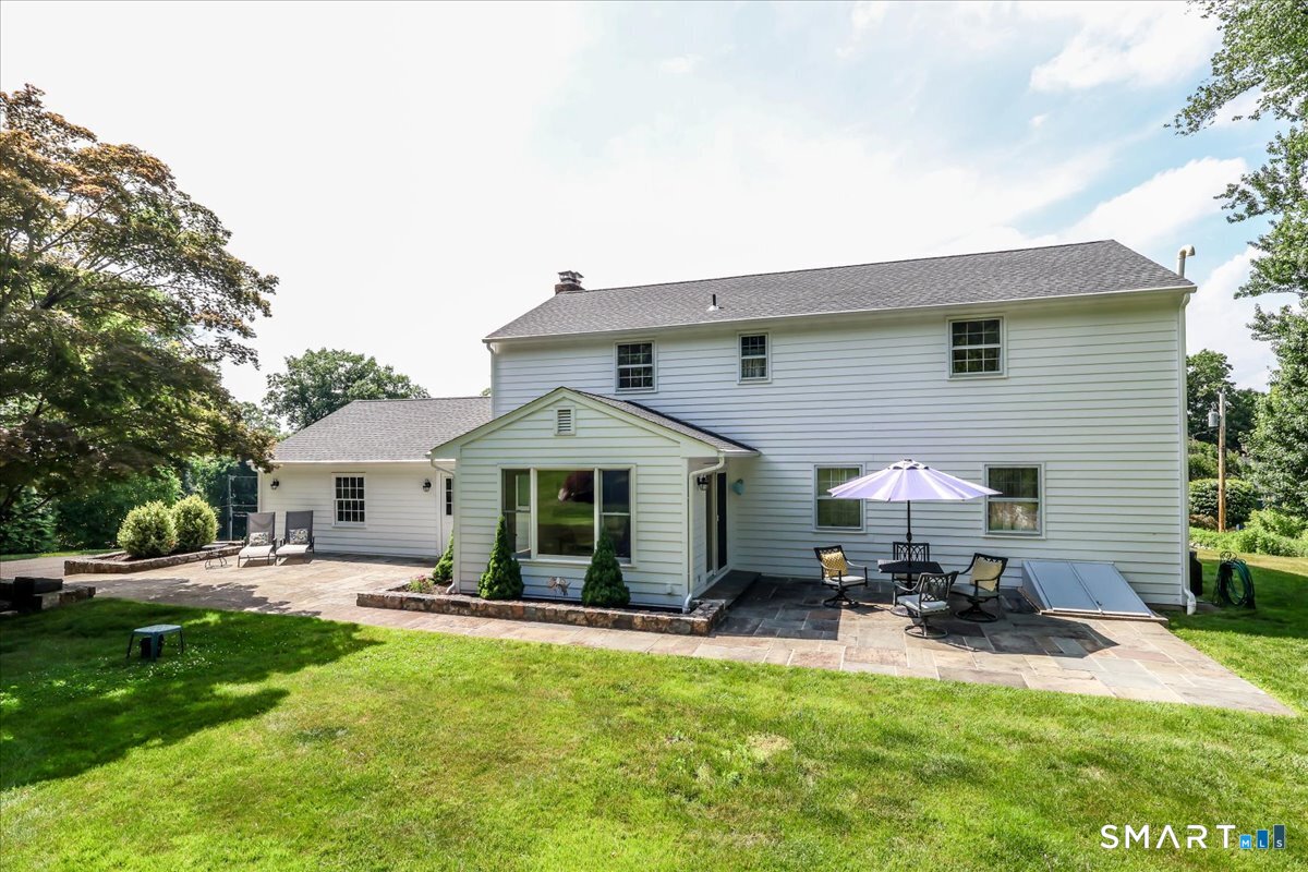21 White Pine Drive Brookfield CT 06804
