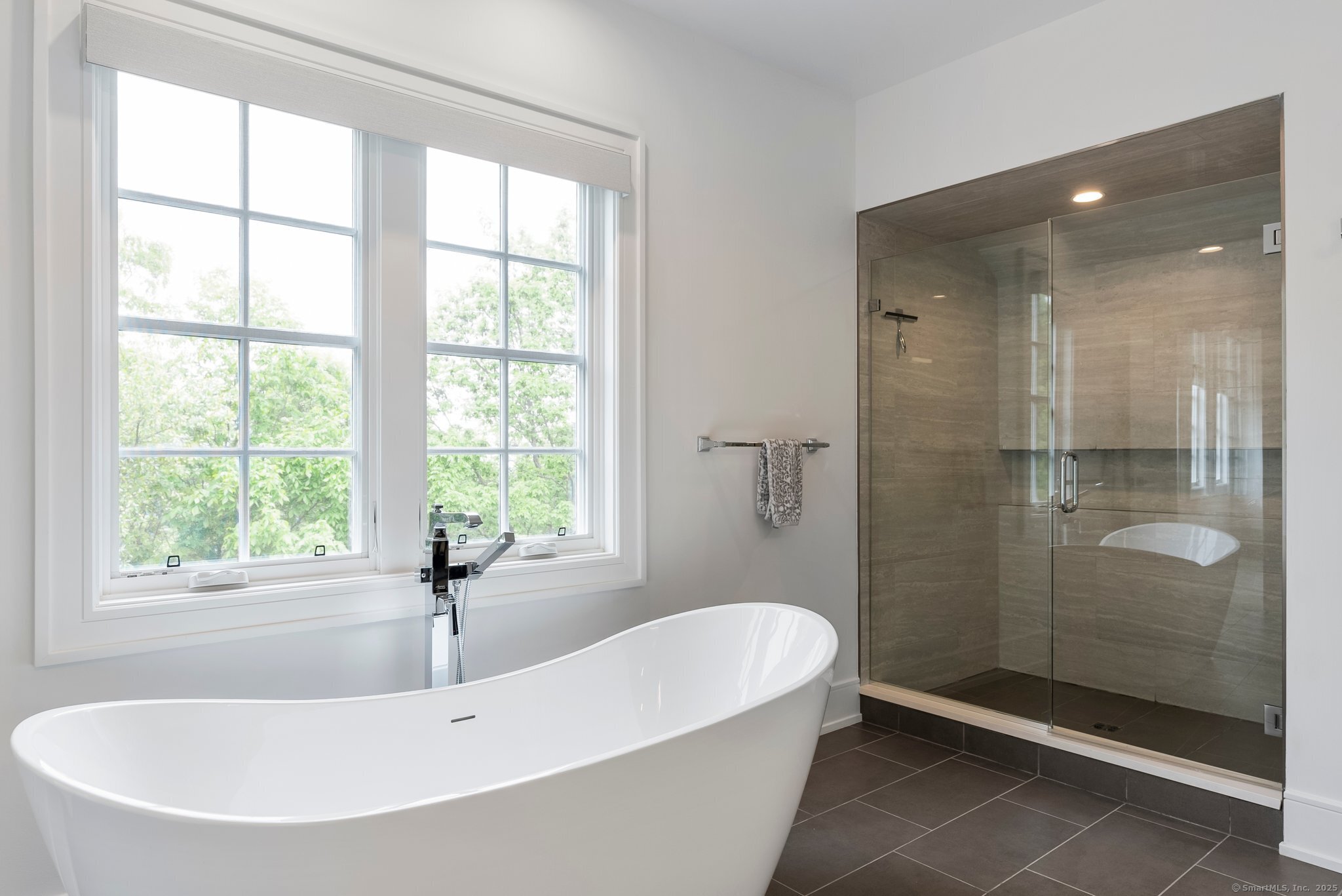 9 Damia Drive Danbury CT 06810