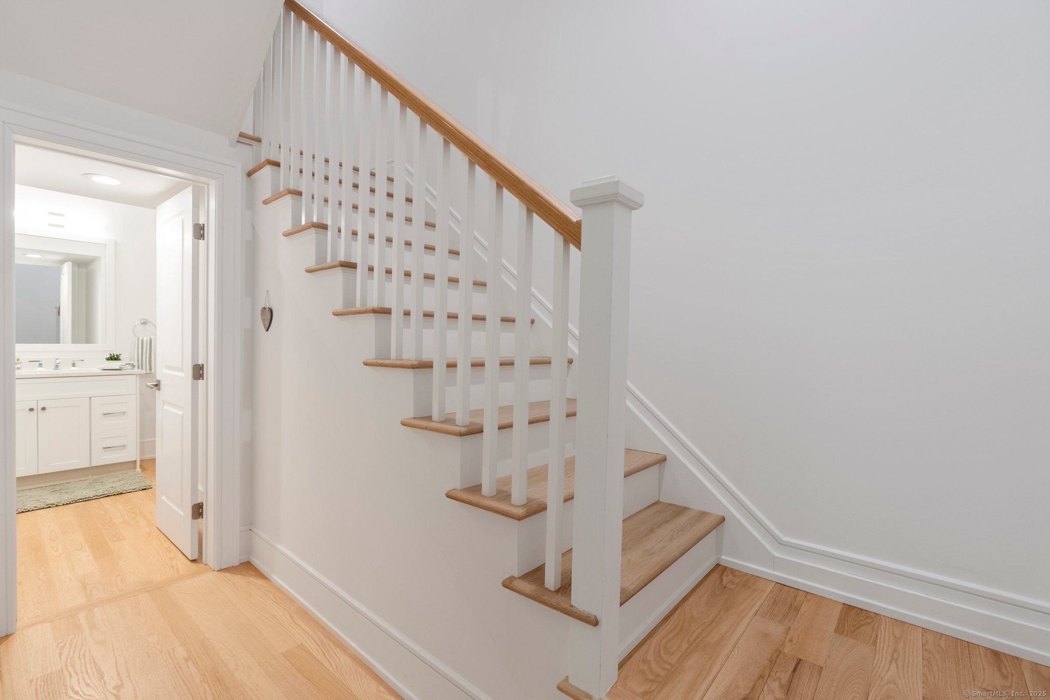 9 Damia Drive Danbury CT 06810