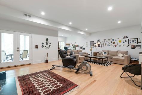 9 Damia Drive Danbury CT 06810