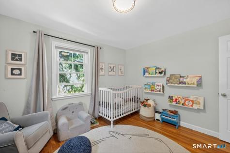 181 Crescent Circle Cheshire CT 06410