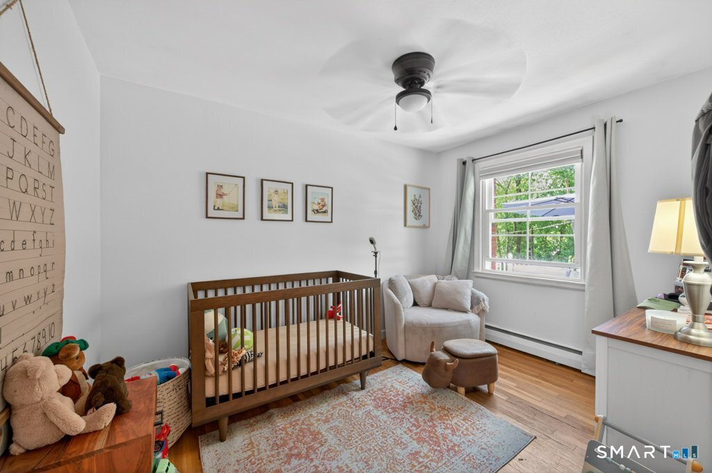 181 Crescent Circle Cheshire CT 06410