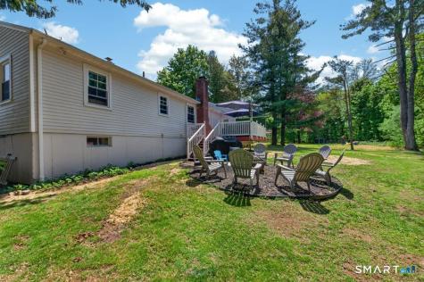 181 Crescent Circle Cheshire CT 06410