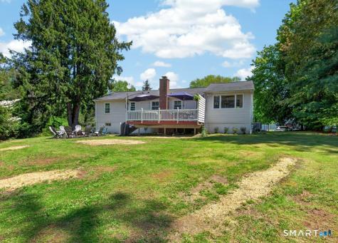 181 Crescent Circle Cheshire CT 06410