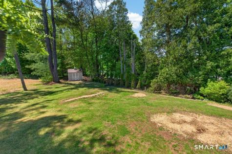 181 Crescent Circle Cheshire CT 06410