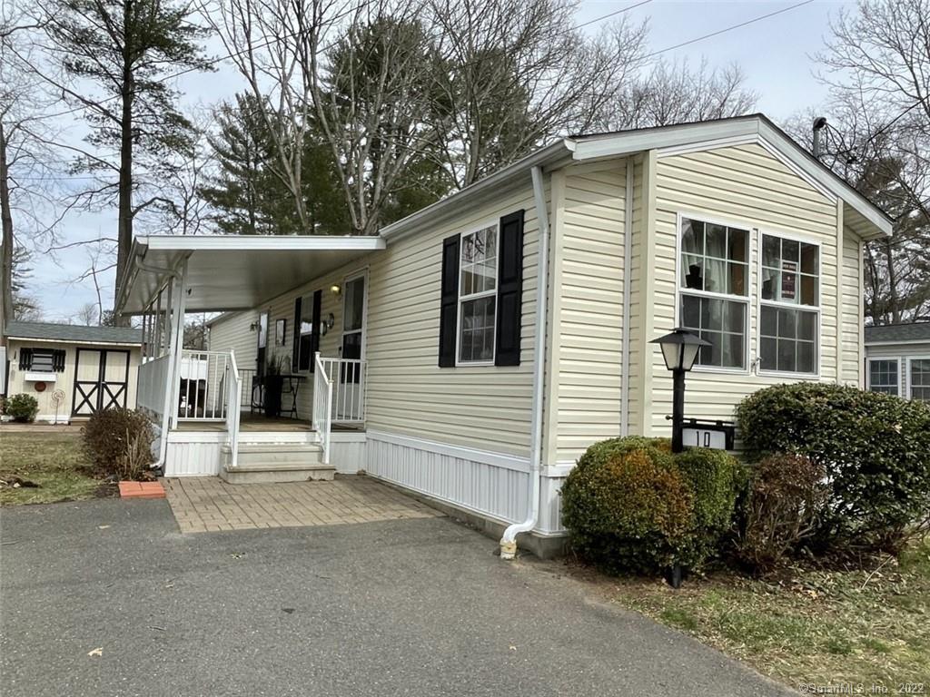 10 Hidden Oak Trail Plainville CT 06062