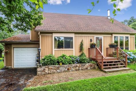 154 Andrew Avenue Naugatuck CT 06770