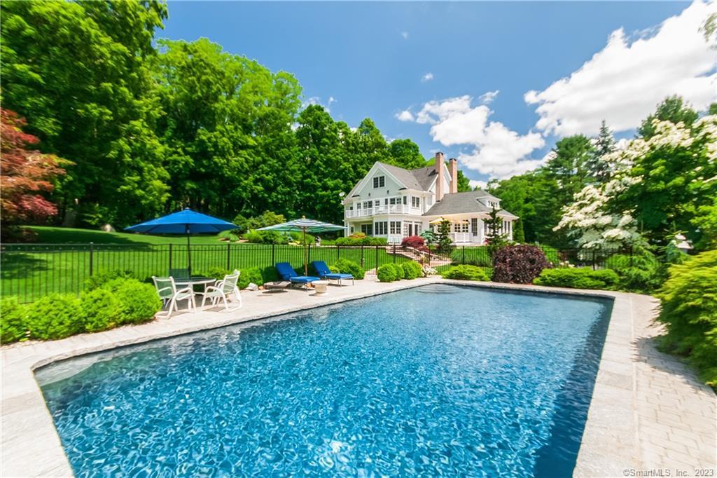 21 Stonehenge Road Ridgefield CT 06877