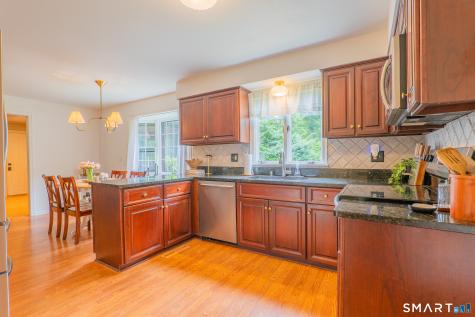 260 Pilgrim Lane Stratford CT 06614