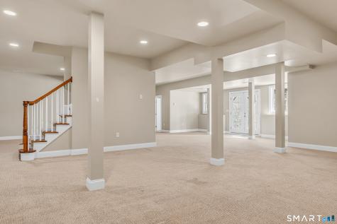 2 Somerset Lane Newtown CT 06482