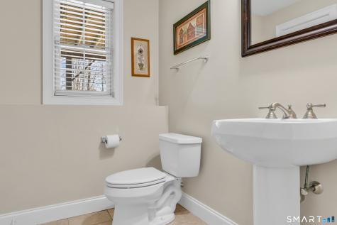 2 Somerset Lane Newtown CT 06482