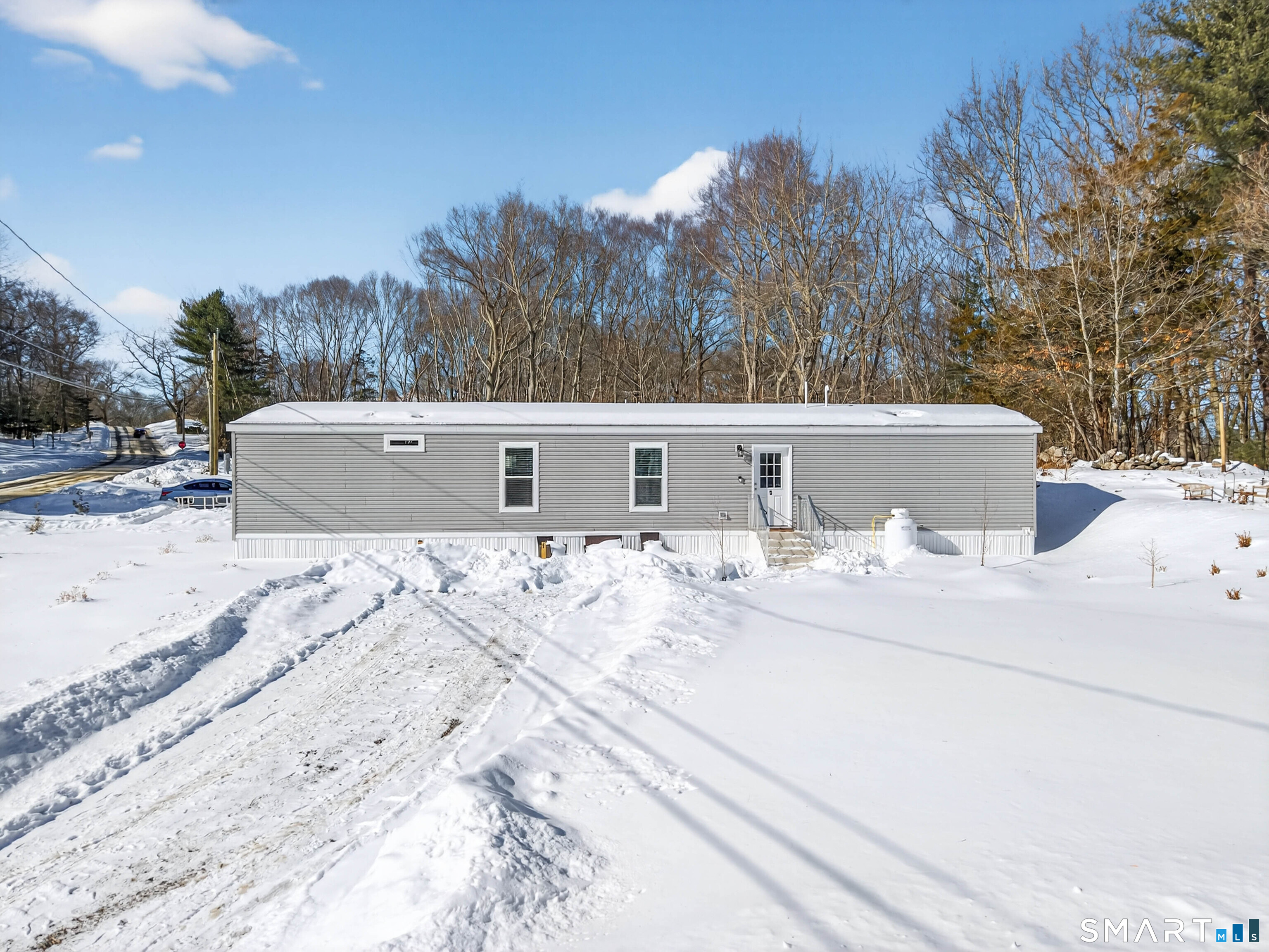 59 Kings Highway Ledyard CT 06335