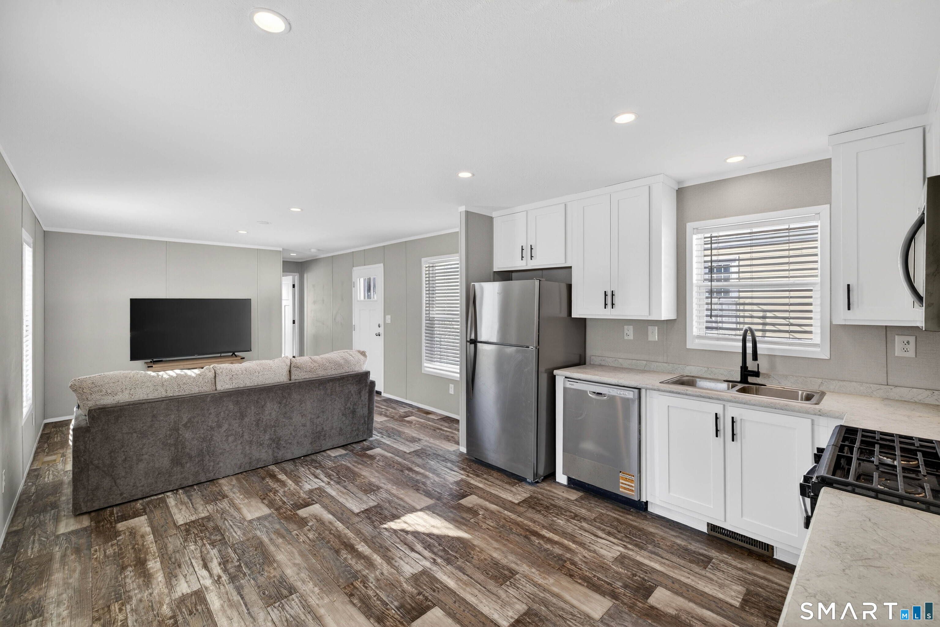 59 Kings Highway Ledyard CT 06335