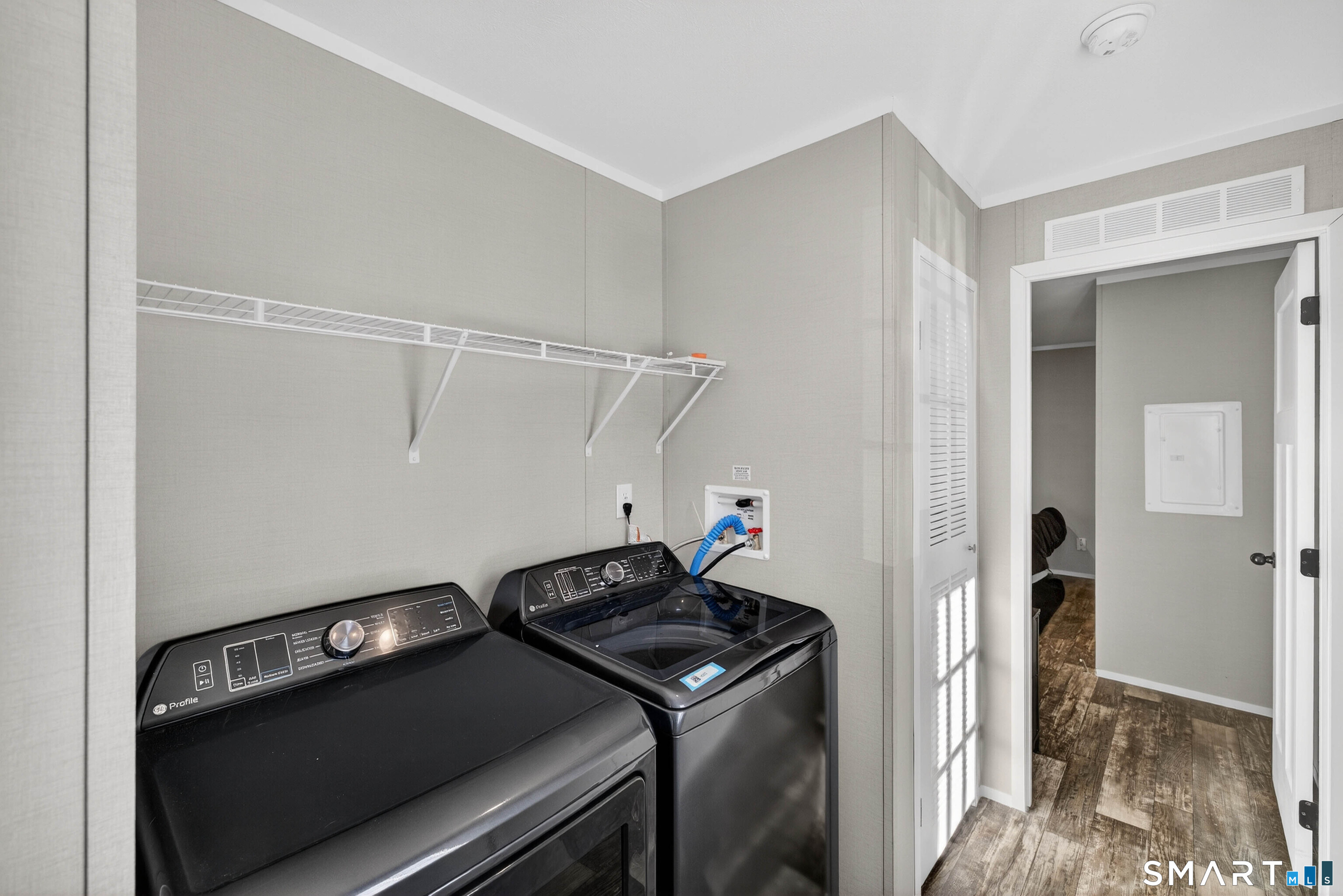 59 Kings Highway Ledyard CT 06335