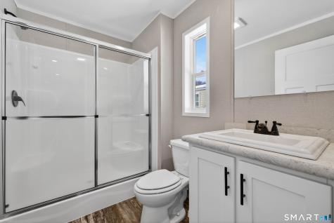 59 Kings Highway Ledyard CT 06335