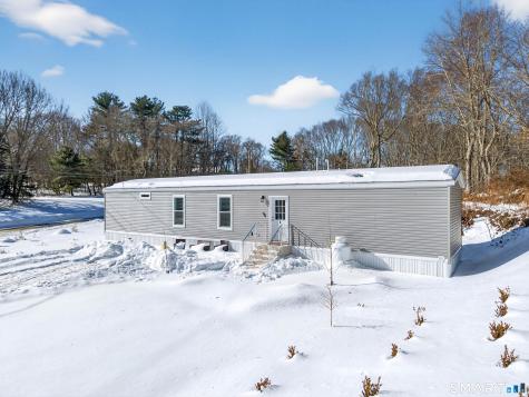 59 Kings Highway Ledyard CT 06335