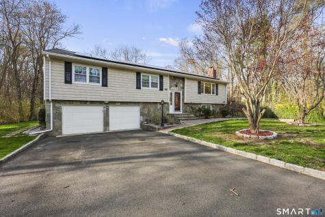 40 Winthrop Place Monroe CT 06468