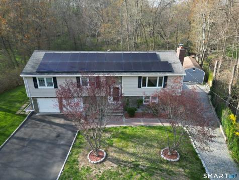 40 Winthrop Place Monroe CT 06468