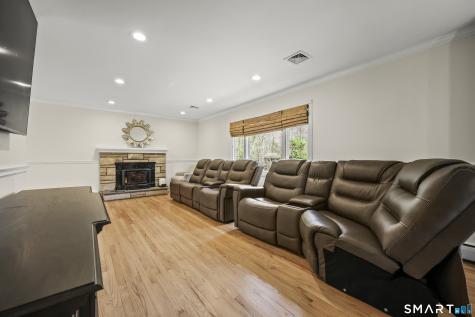 40 Winthrop Place Monroe CT 06468