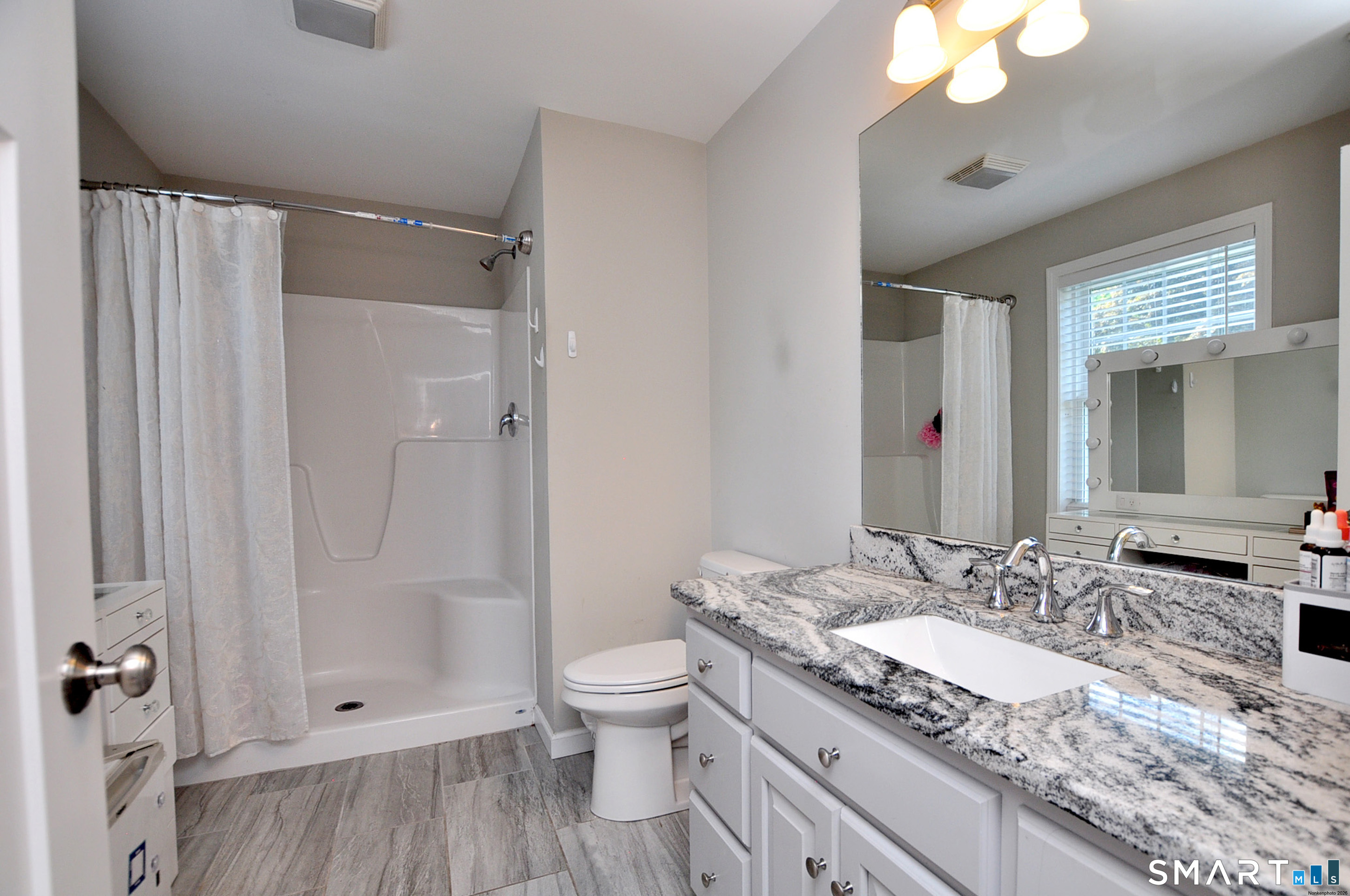 20 Miller Terrace Windsor Locks CT 06096