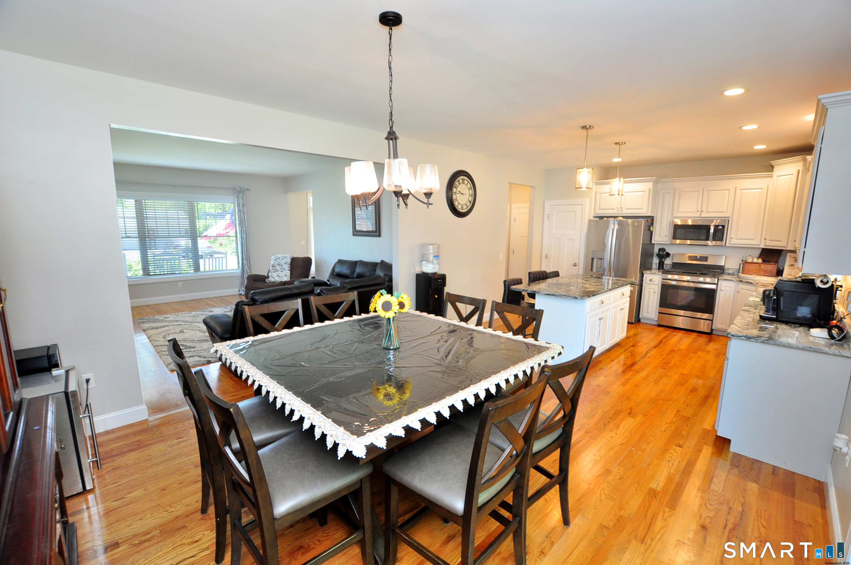 20 Miller Terrace Windsor Locks CT 06096