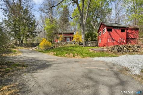 60 Riggs Street Oxford CT 06478