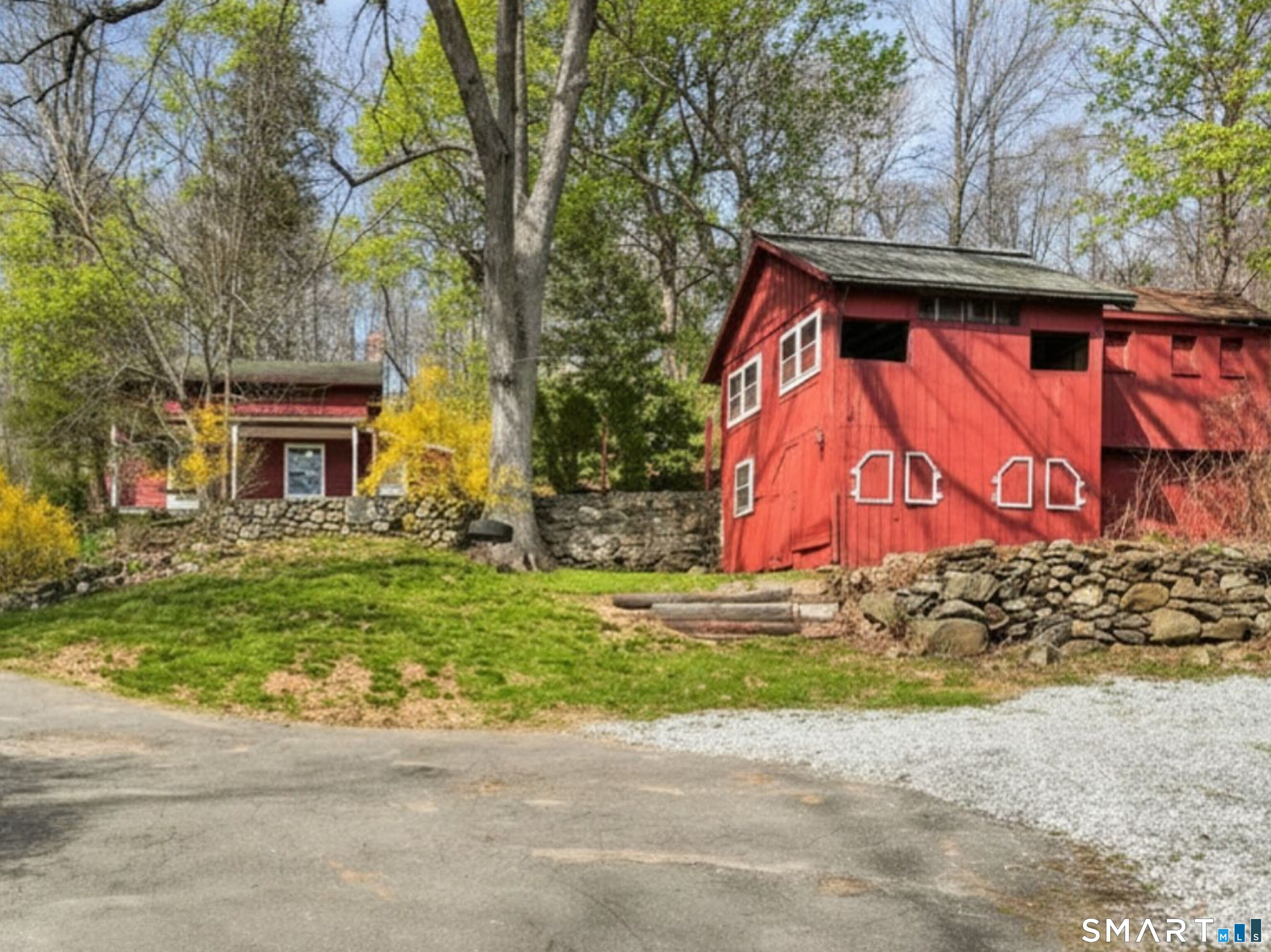 60 Riggs Street Oxford CT 06478