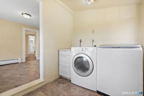 60 Riggs Street Oxford CT 06478