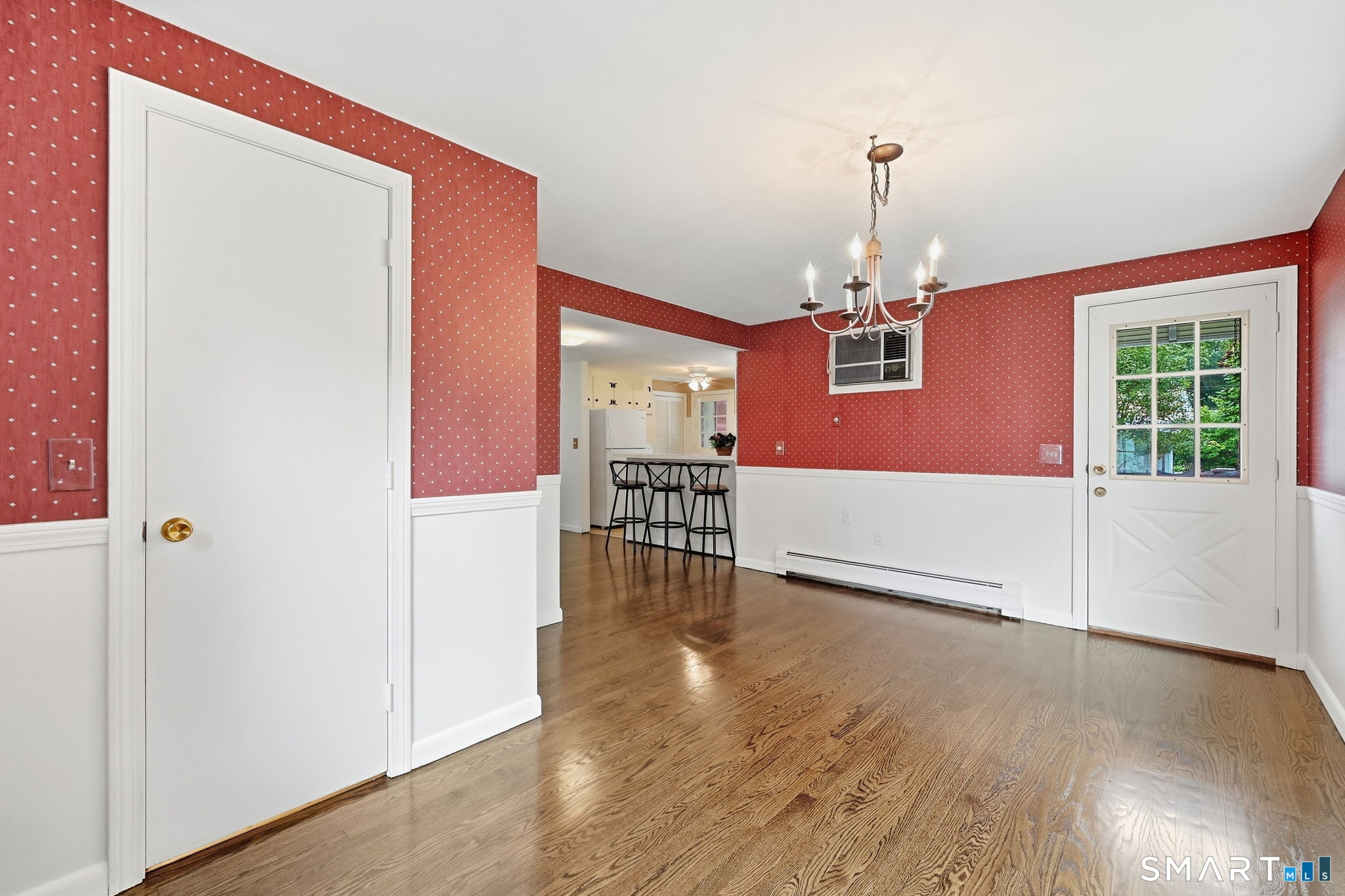 3 Arrow Street Enfield CT 06082