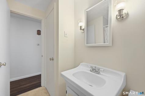 3 Arrow Street Enfield CT 06082