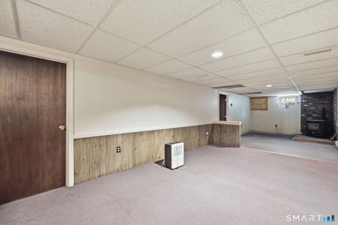 3 Arrow Street Enfield CT 06082