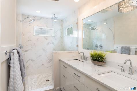 34 West District Road Farmington CT 06085