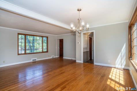 28 Whiting Lane West Hartford CT 06119